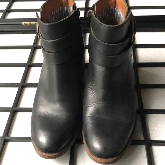 Lucky Brand. Raisa Ankle Boots - Picture 3 of 15